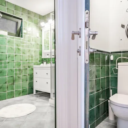 Bpr Golden Corner With Balcony & A/c شقة *