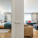 Apartment Bpr Golden Corner With Balcony & A/c