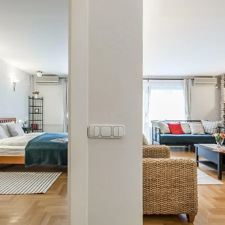 Apartament Bpr Golden Corner With Balcony & A/c