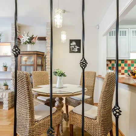Apartament Bpr Golden Corner With Balcony & A/c *